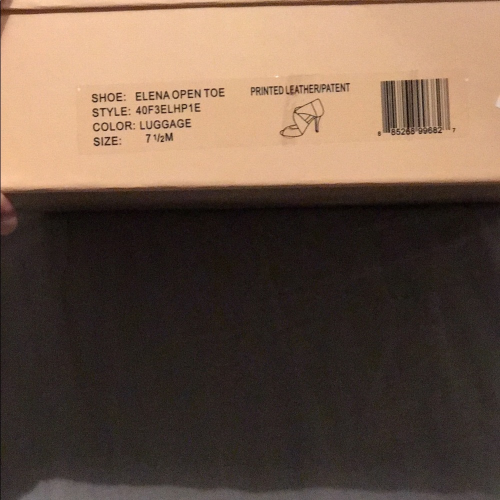 Authentic Mk Open Toe Sandals - image 3